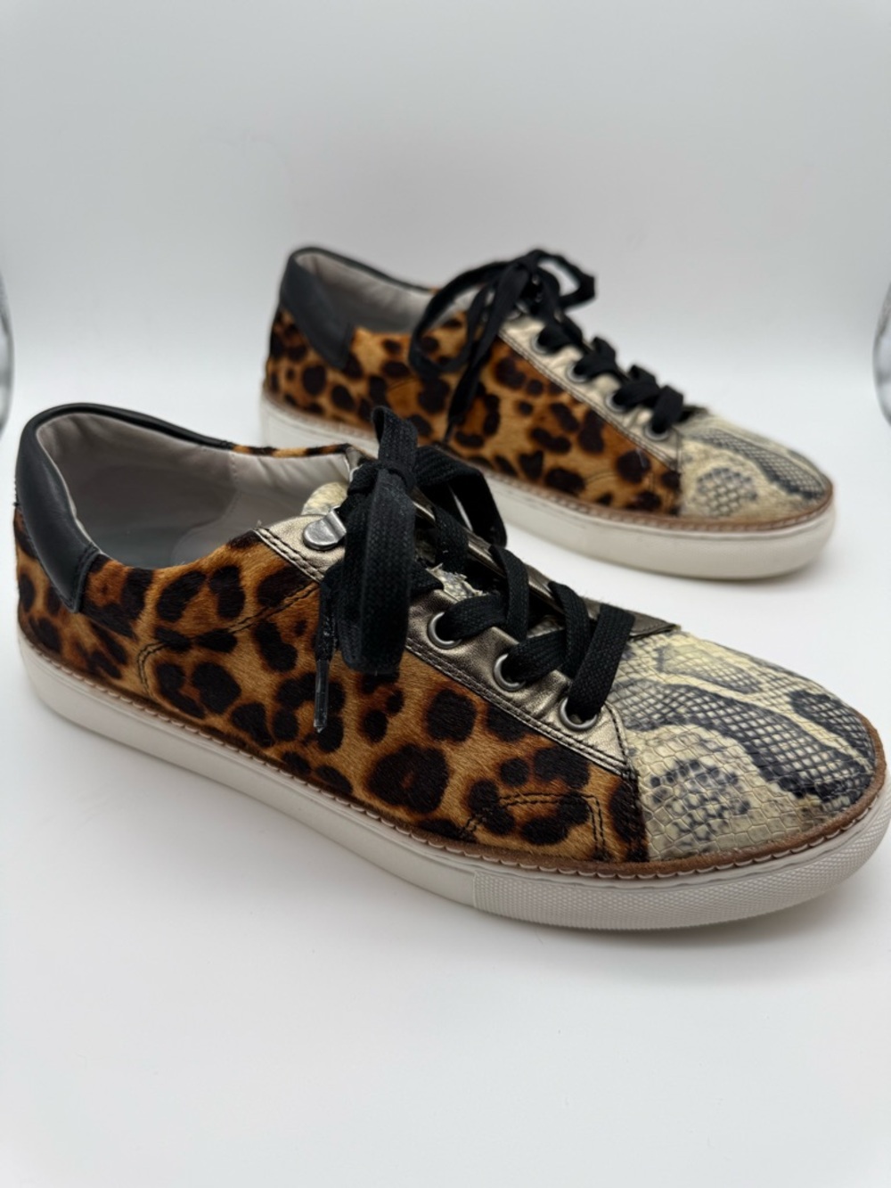 Johnston & MurphyLeopard& Snakeskin Print Women's Sneakers - Black Laces